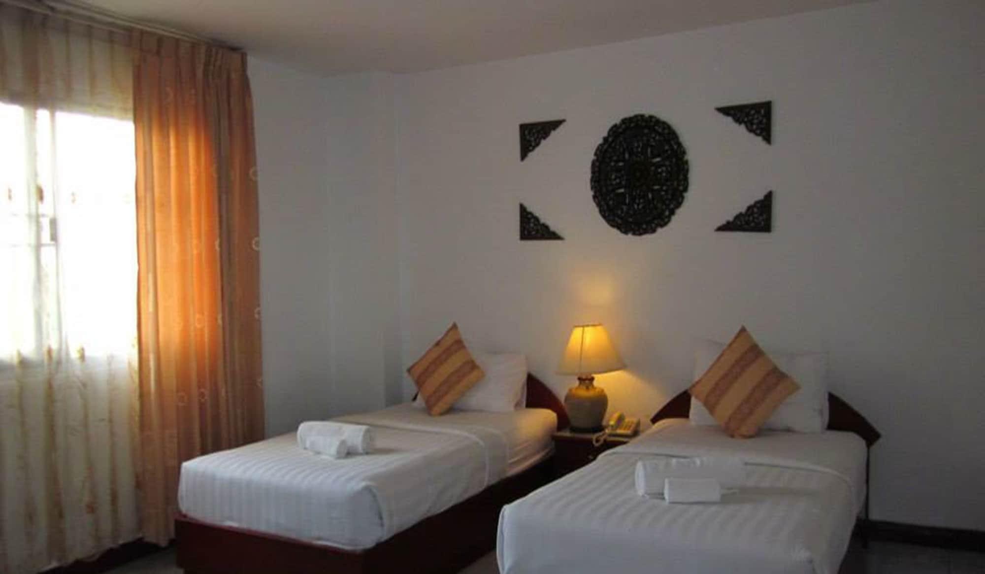 Regent Lodge Lampang Zewnętrze zdjęcie