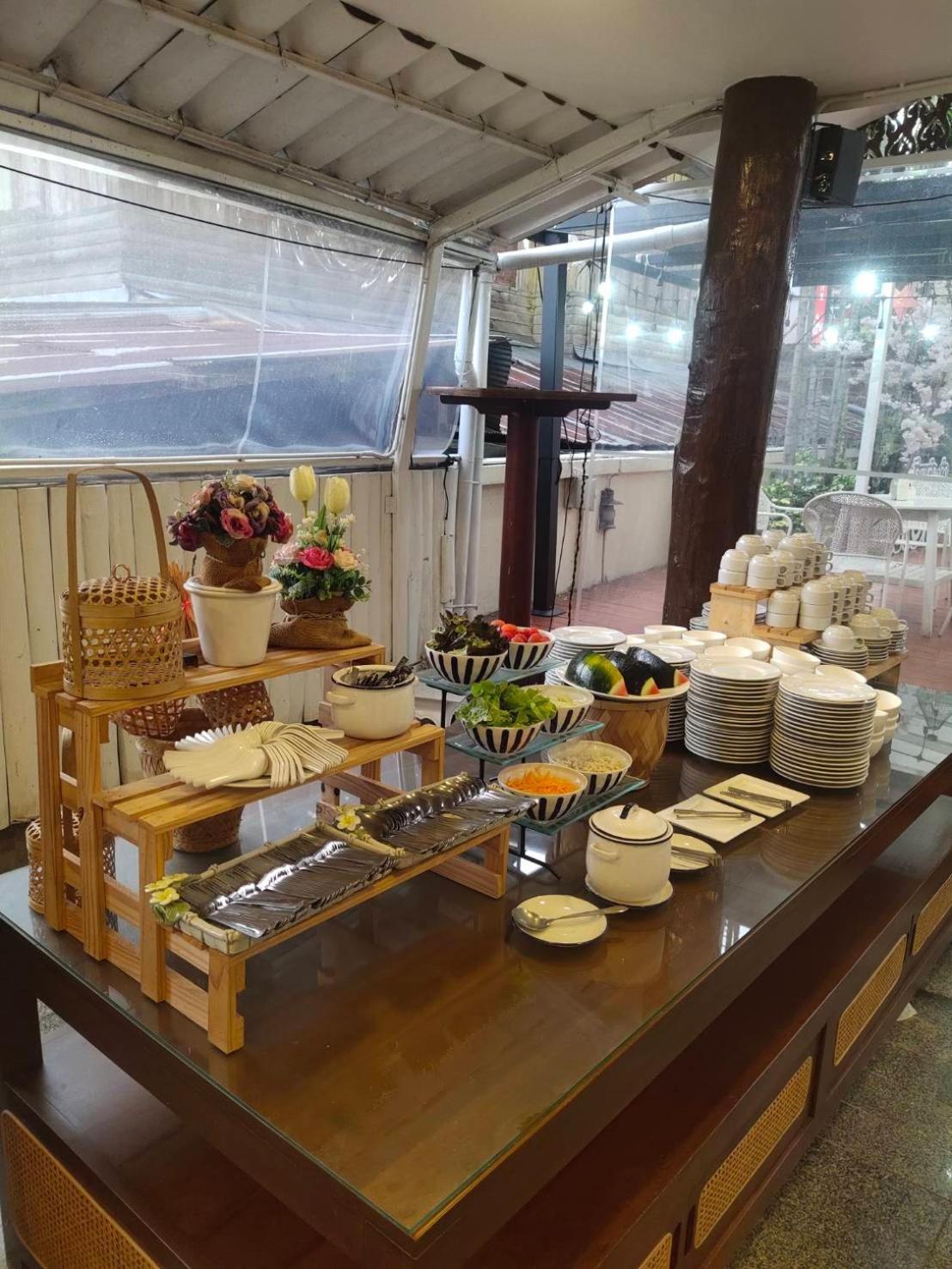 Regent Lodge Lampang Zewnętrze zdjęcie