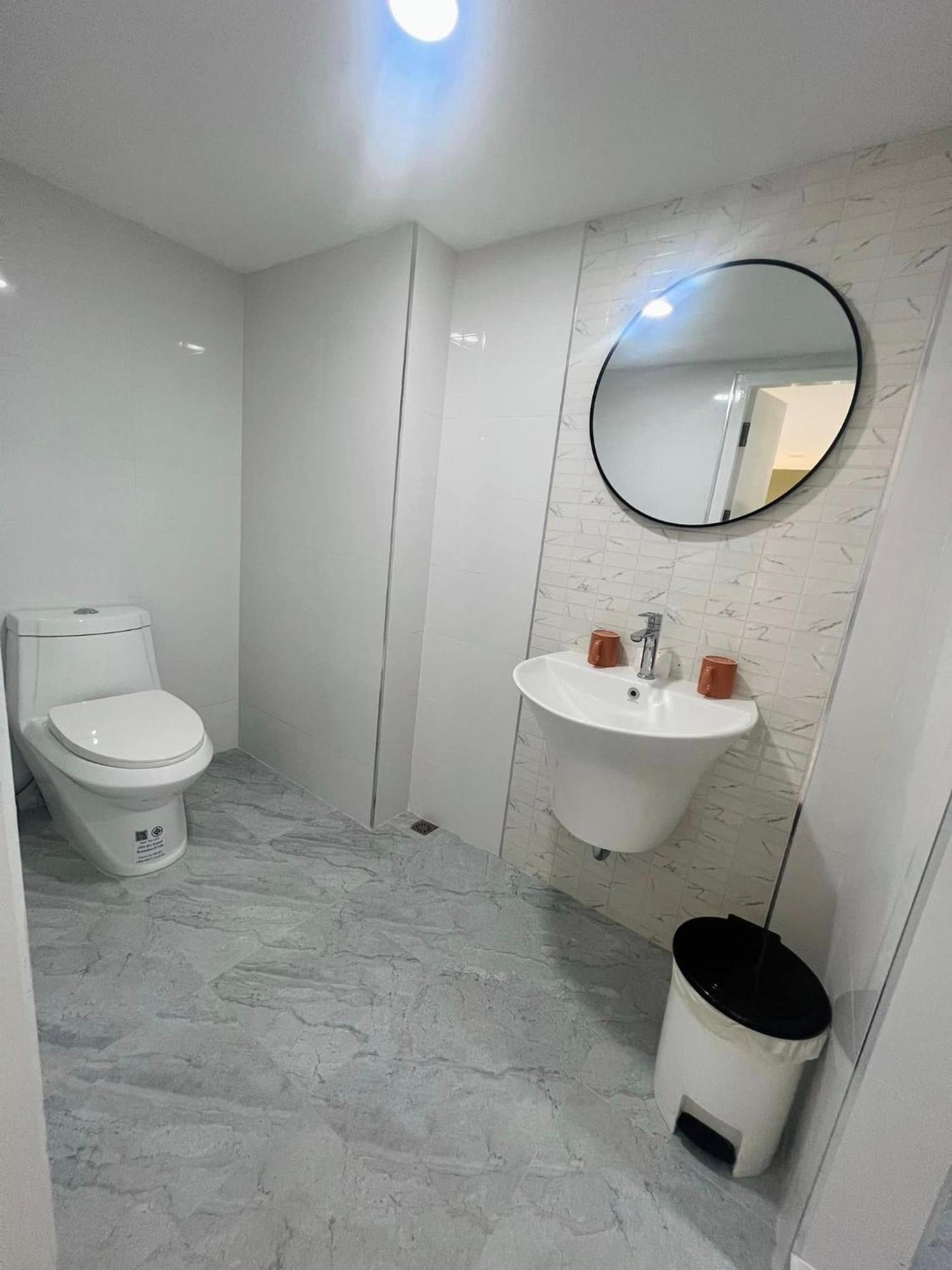 Regent Lodge Lampang Zewnętrze zdjęcie